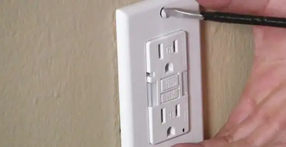 gfc outlets service securing and mounting ground fault circuit interrupter outlet by certified electricians in Birmingham, AL